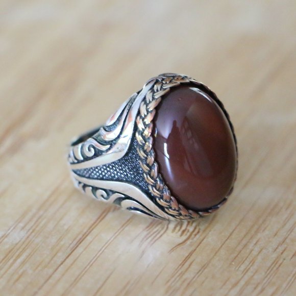 925 Sterling Silver Men's Ring with Red Agate Stone - Picture 8 of 14
